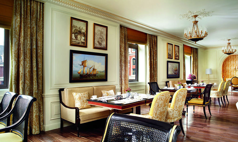 五星級酒店家具應根據(jù)不同的材料選擇合適的維護方法